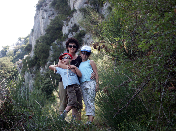 2004-07 Lucéram 014.jpg - DCF 1.0